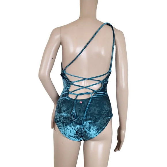 Red Carter Velvet Asymmetrical One Piece Feature - Picture 2 of 2